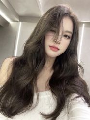 -东秀护肤造型