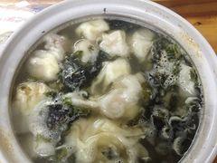 -小许三鲜砂锅馄饨店(家多乐烟酒店)