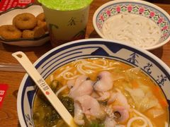 -鑫花溪牛肉米粉(东环大润发店)