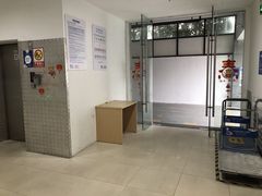 -StorHub 趣存自助仓·迷你仓(曹杨店)