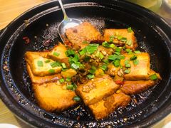 砂锅豆腐-费大厨辣椒炒肉(新城吾悦广场店)