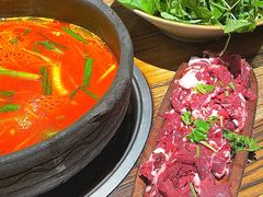 -贵厨酸汤牛肉(花果园国际中心店)