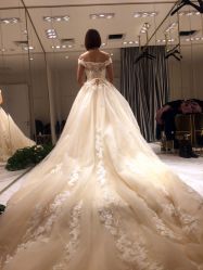 -GRACE KELLY婚纱与礼服(北京店)