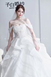 点击看大图 -予白婚纱礼服馆