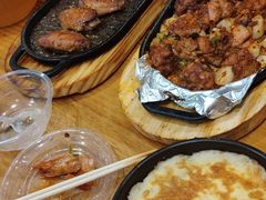 -老东镇啤酒屋海鲜加工·蒸汽海鲜·海鲜烧烤(台东店)