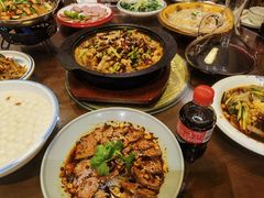 -雪乡阁东北农家菜(颛桥约好休闲街店)