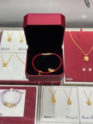 -周大福CHOW TAI FOOK(浦东八佰伴店)