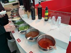 自助调料区-为什么牛潮汕牛肉火锅(中信广场店)
