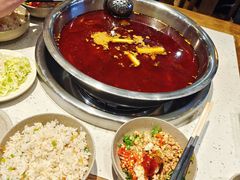 -肖肖酸萝卜鱼火锅(总店)