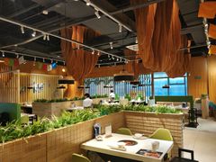 大堂-野山舂·贵州现舂酸汤火锅(鸿通城店)