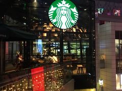 -星巴克臻选(深圳龙华红山天虹店)