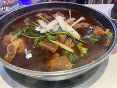 -运气牛自助酱大骨火锅(南京东路店)