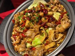 -龙巢盱眙龙虾·牛蛙·烧烤宵夜(八卦岭店)