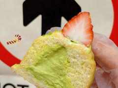 -HOT CRUSH趁热集合·现烤面包(上海环球港店)