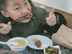 -八两八金·莱芜特色炒鸡(市南漳浦路店)