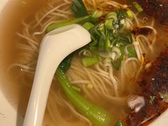 -鼎义丰功夫面(星光大道店)