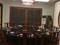 包厢-盐坦烤全羊·特色小吃(城南店)