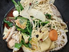 -万记麻辣烫国展总店