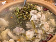 石橄榄炖鸡-洪大厨鸡煲(福田店)