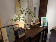 -邊城書店