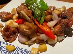 泰式柠檬香叶鸡-云海肴·汽锅鸡·云南菜(美罗城店)