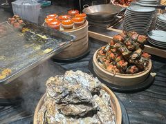 -雍容荟帝王蟹活龙虾展台自助(IFS黑金店)
