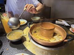 -菌自由丨野生菌火锅特色庭院餐厅(丽江古城店)