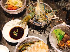 -半岛翡丽海鲜自助餐厅(观风亭店)