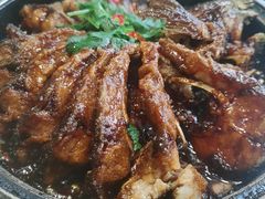 铁锅烧汁鱼-谢虢彬名厨私房菜