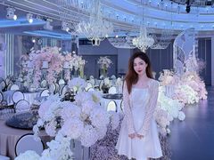 -泓历皇朝酒店(东亭店)
