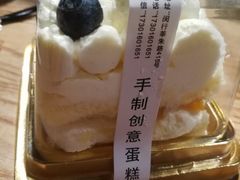 鲜乳小方-云朵上的鱼(莘庄店)