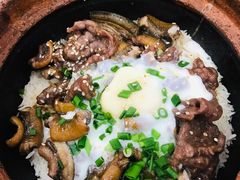 黄鳝窝蛋牛肉片双拼煲仔饭-红星光发煲仔饭(大石街店)