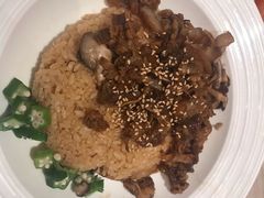 -必胜客(东大桥店)