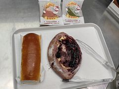 -好利来(上海虹桥新天地Lab主题店)