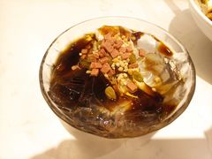 -李与白包子铺(桐梓林店)
