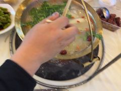 -江湖亮亮蒸虾大排档烤全羊清真(武汉总店)