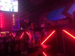 -UP嘻哈酒吧(粉巢店)