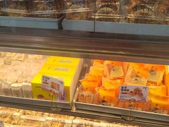 -鲍师傅糕点(江苏路店)