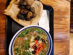 -云阿蛮云南生烫牛肉米线(奉贤路店)