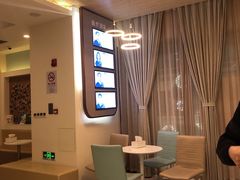 -维乐口腔(美维云门诊陆家嘴店)