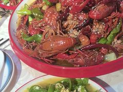 -海盗船. 龙虾烧烤. 酒馆