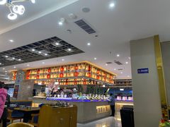 -锤头鲨毛肚海鲜烤肉自助餐厅(国购广场店)