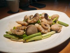 -波螺油子青岛本帮菜(银座店)