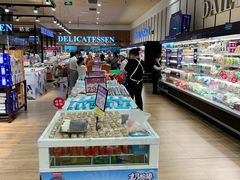 -永旺黄岛购物中心