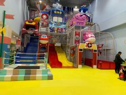 -乐多星球潮玩中心(沈阳嘉里城店)