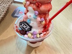 标准杯草莓圣代-DQ·蛋糕·冰淇淋(苏州中心店)