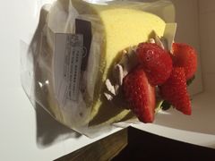 iphone_upload_pic-花花卷卷·鲜食蛋糕(静安久光百货店)