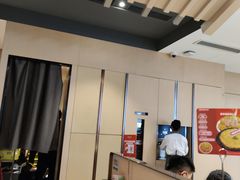 -海底捞火锅(新松江路店)