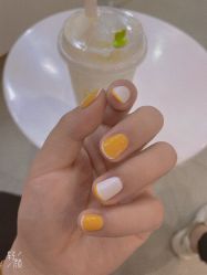 -蜜丝卡伦美甲美睫半永久