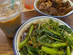 -CowCow其其·牛杂咖啡公司(六运店)